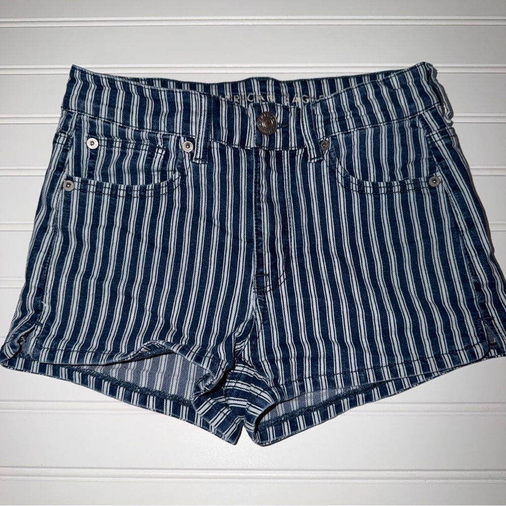 American Eagle hi rise shortie Jean shorts size 2